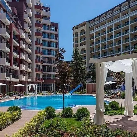 Апартаменты Admiral Plaza Солнечный берег